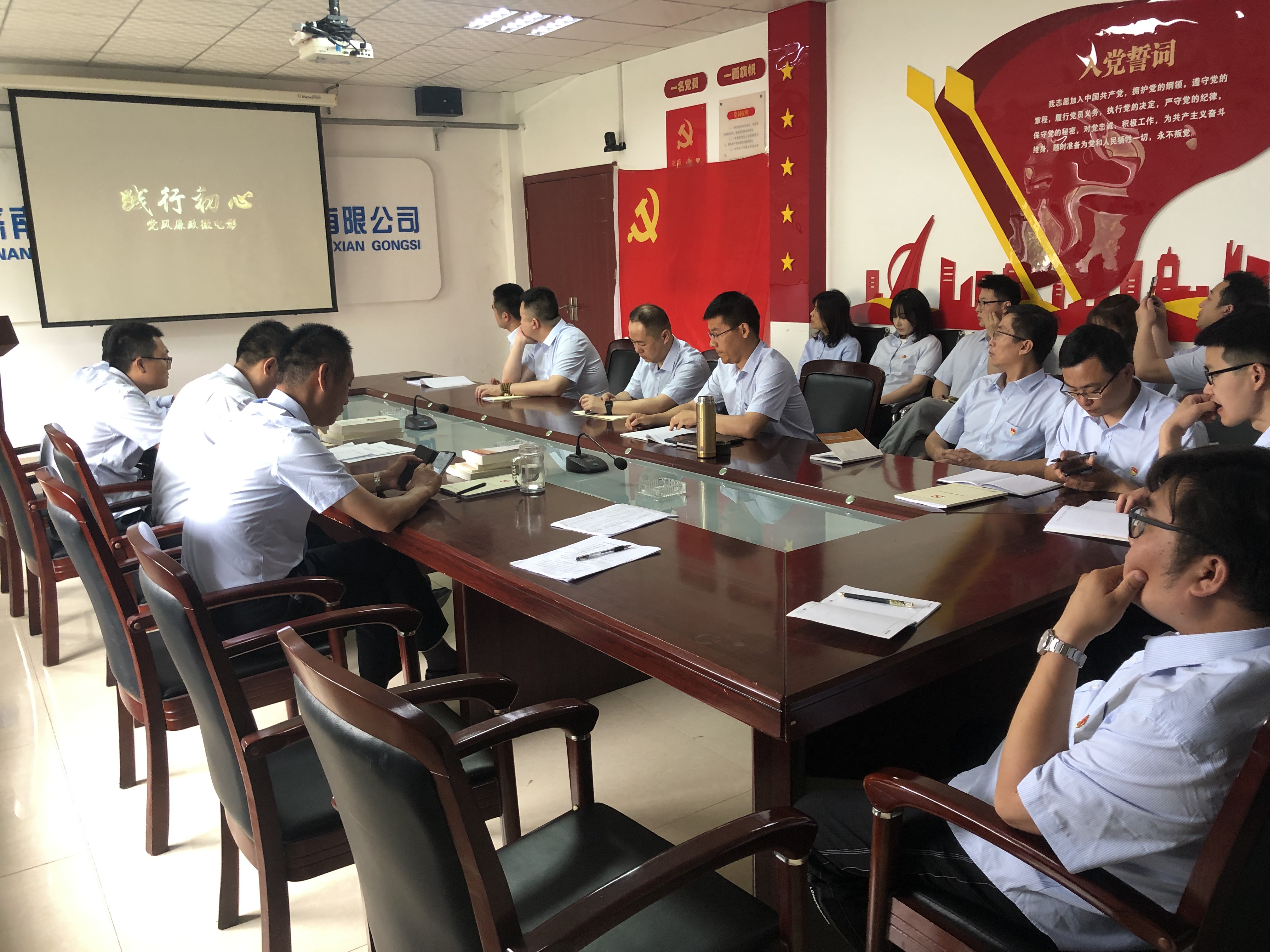 PT��Ѷ|һ������