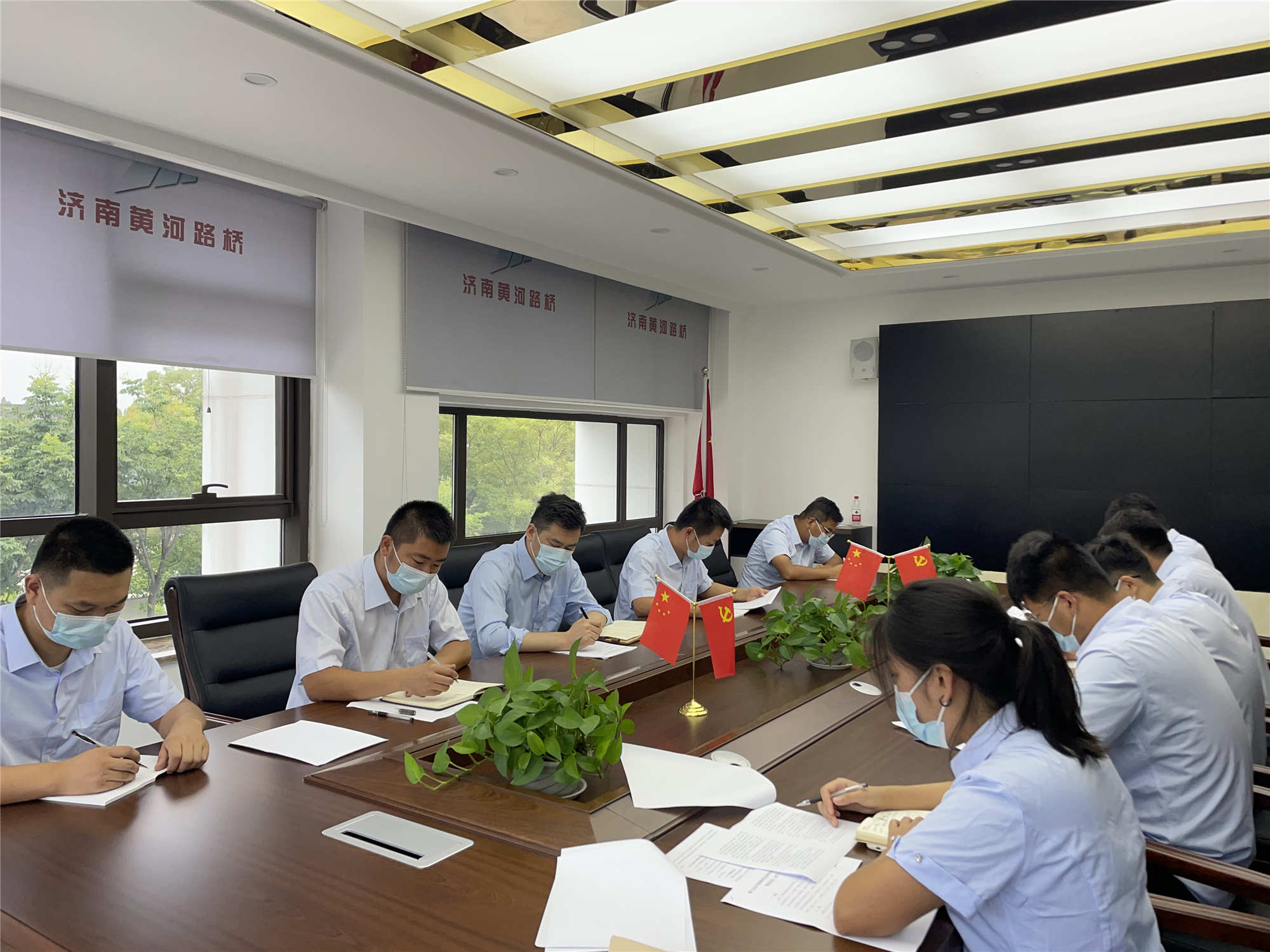 PT��Ѷ|һ������