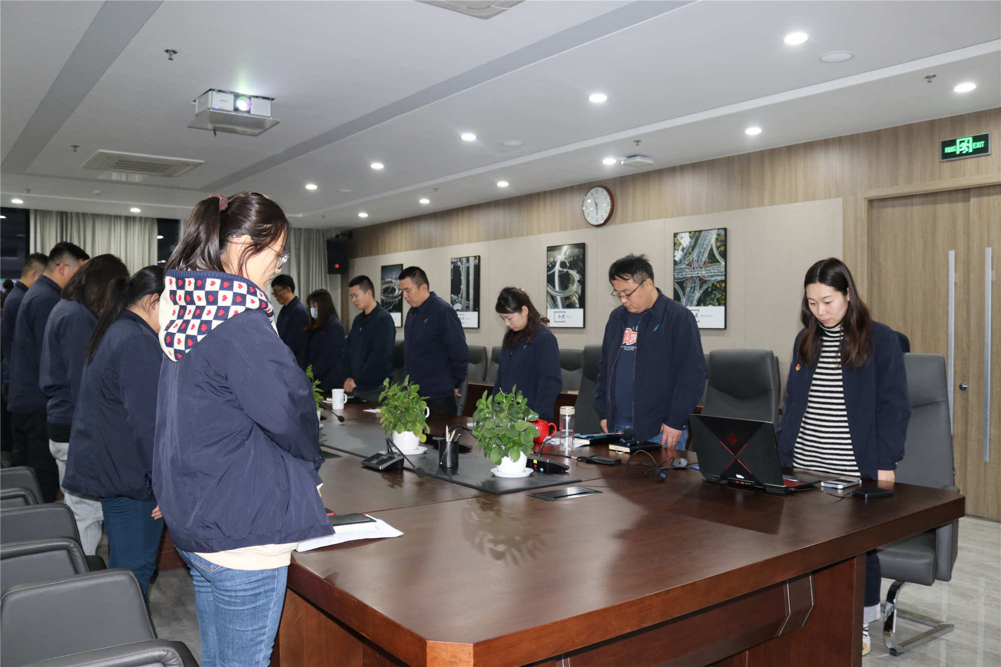 PT��Ѷ|һ������